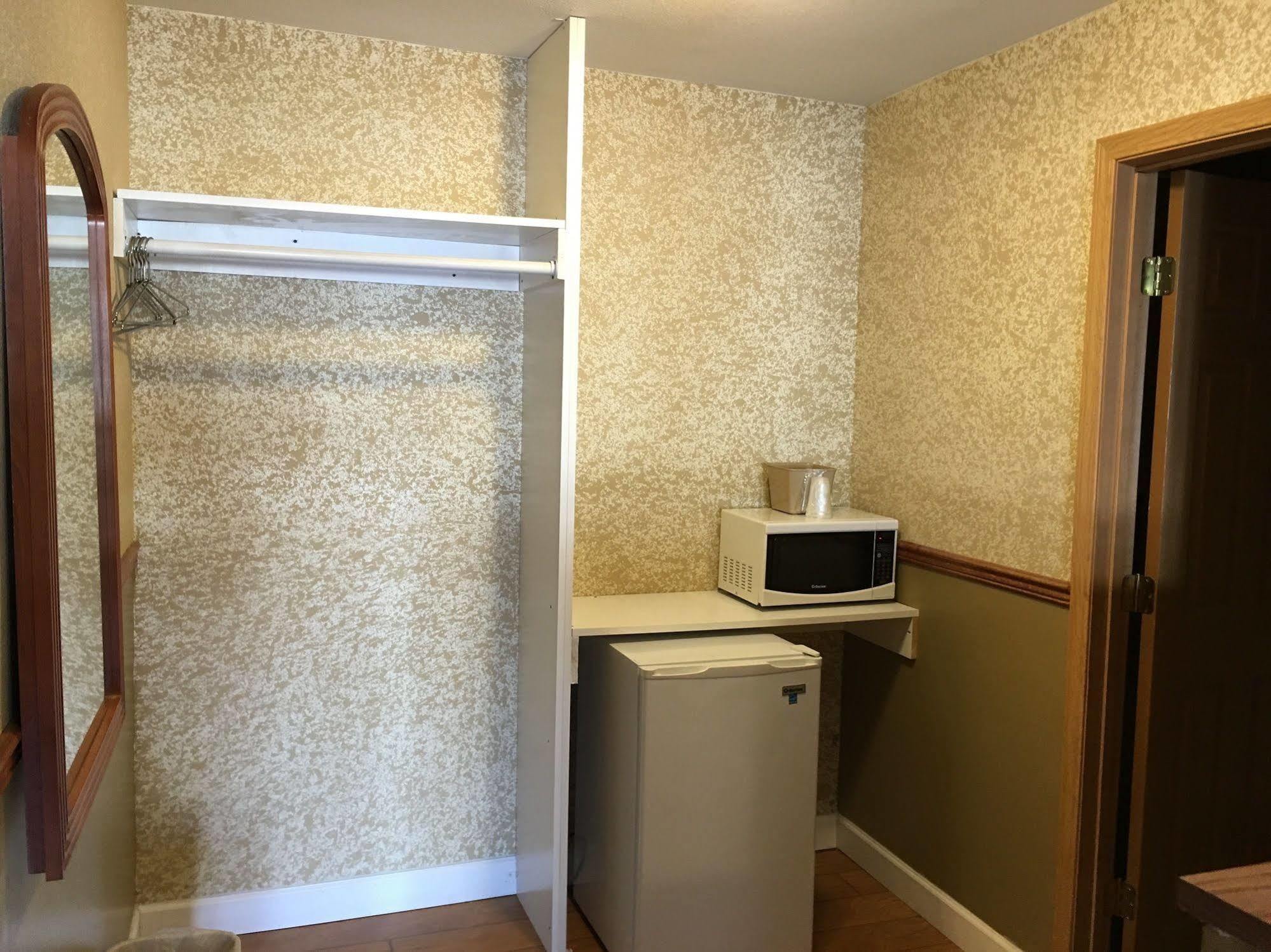 Budget Inn ジェファーソンシティ エクステリア 写真